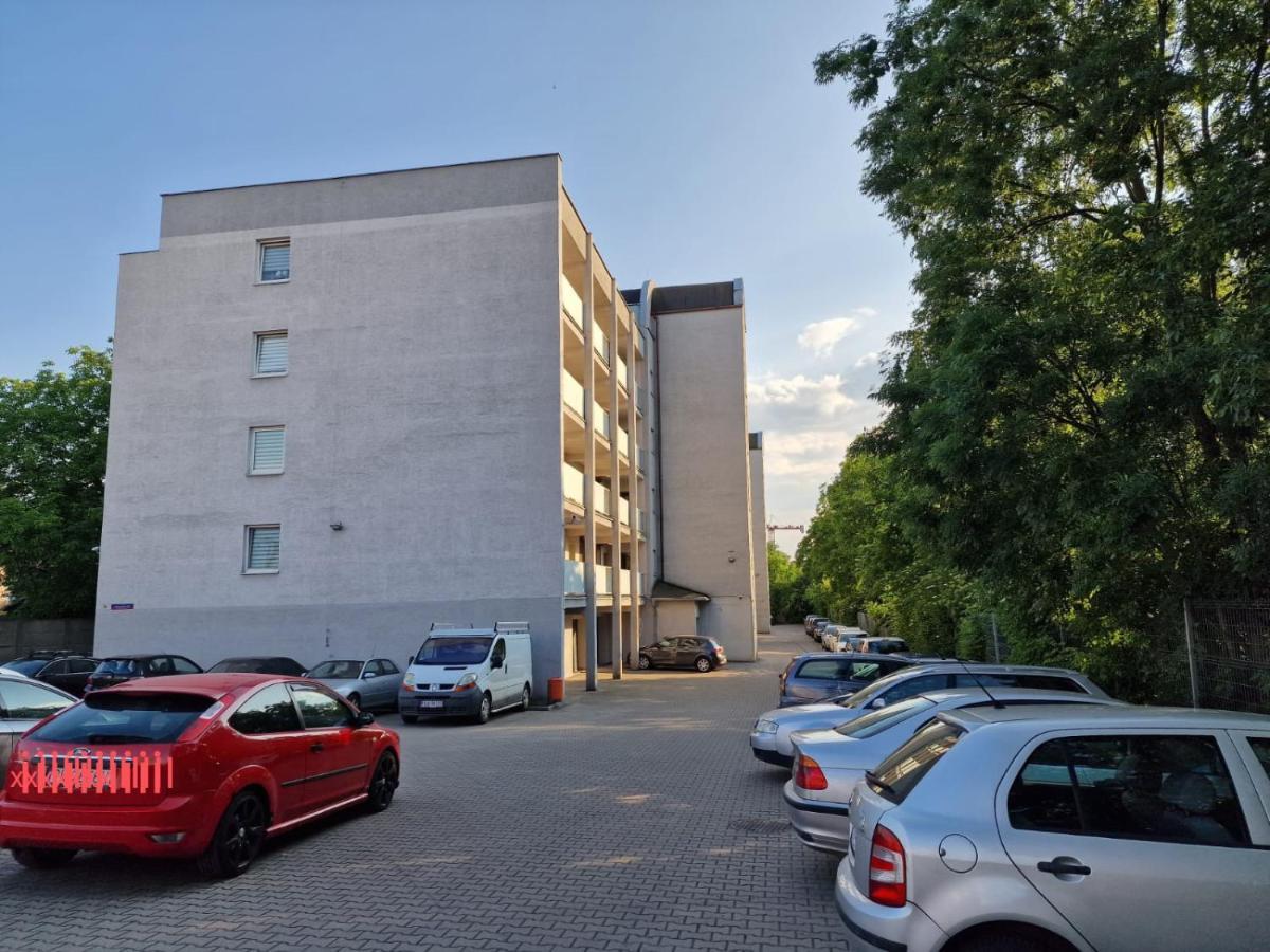 Wrn Apartamenty Kalisz  Bagian luar foto